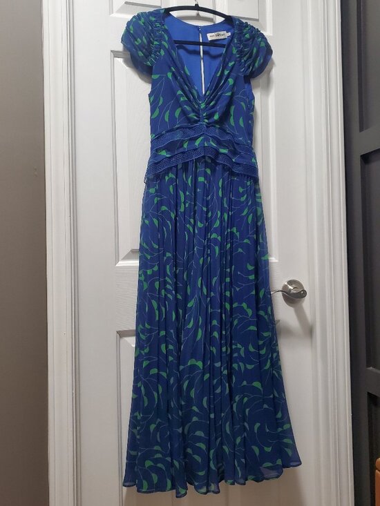 Self-Portrait Dresses & Skirts - Self-Portrait Printed Cresent Dress w/ alterations | 2